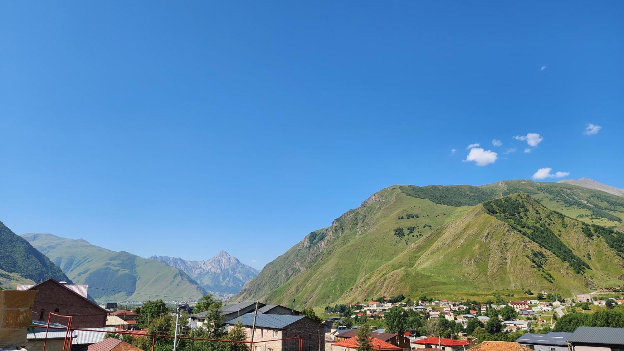 Hotel Toliketi Kazbegi Eksteriør bilde