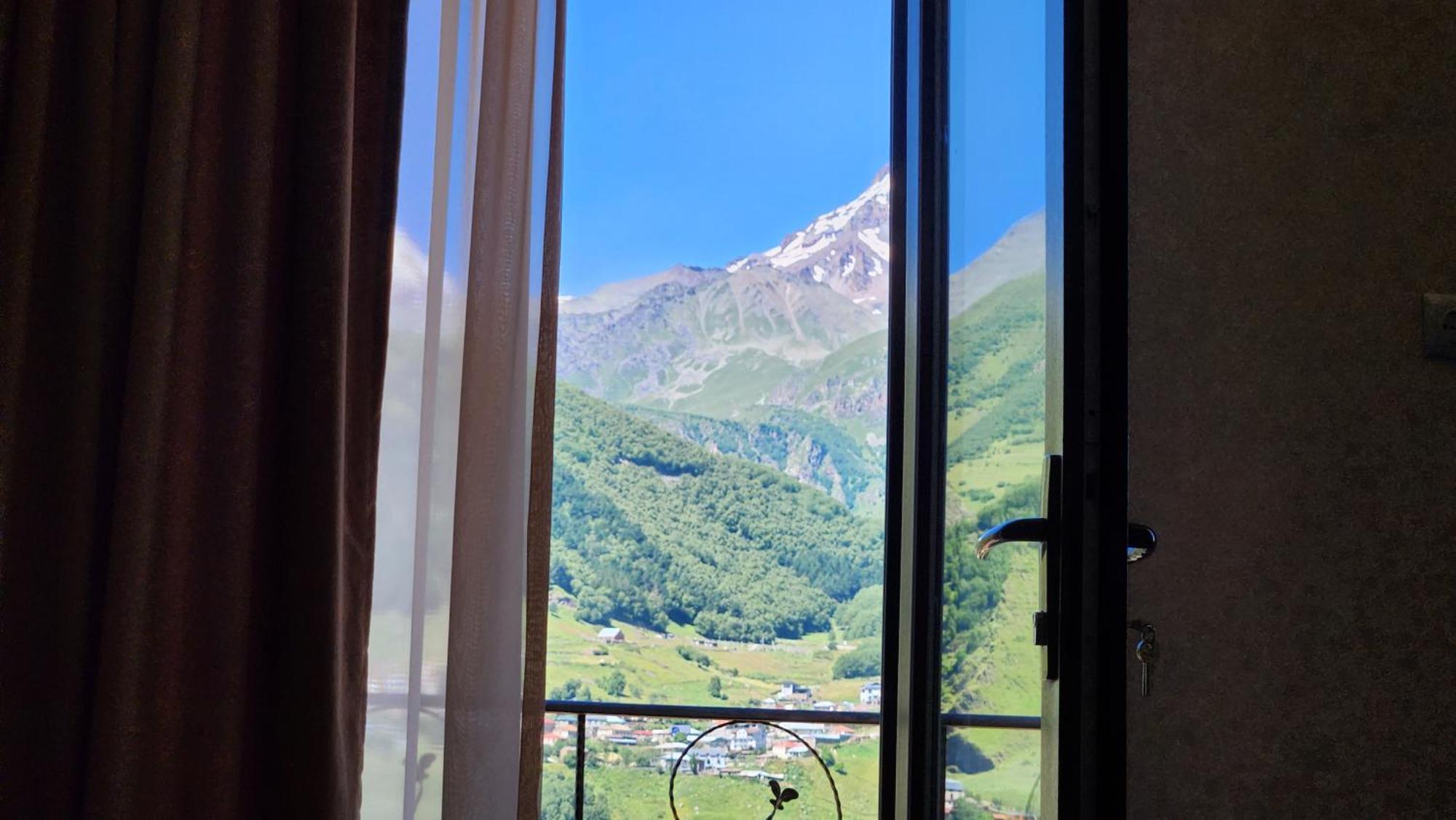 Hotel Toliketi Kazbegi Rom bilde