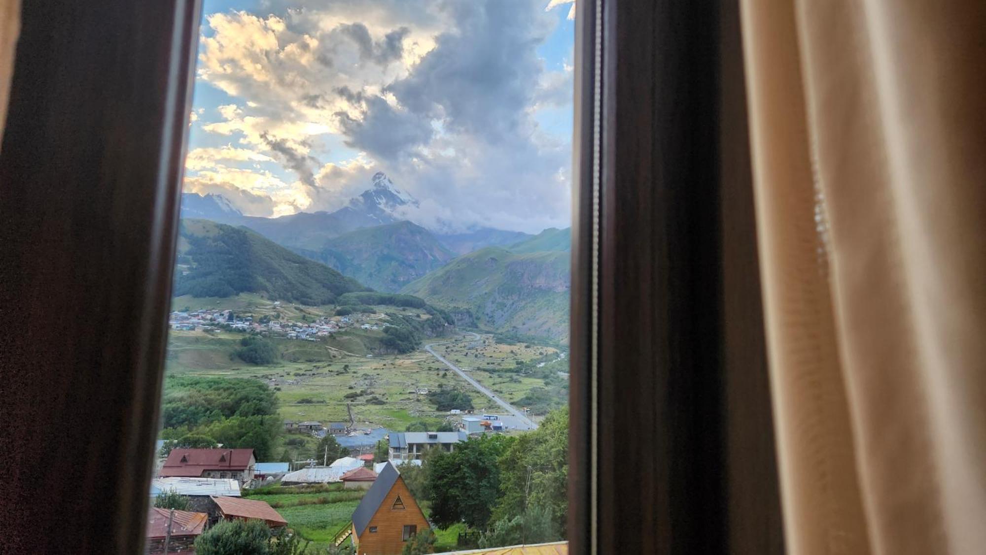 Hotel Toliketi Kazbegi Rom bilde