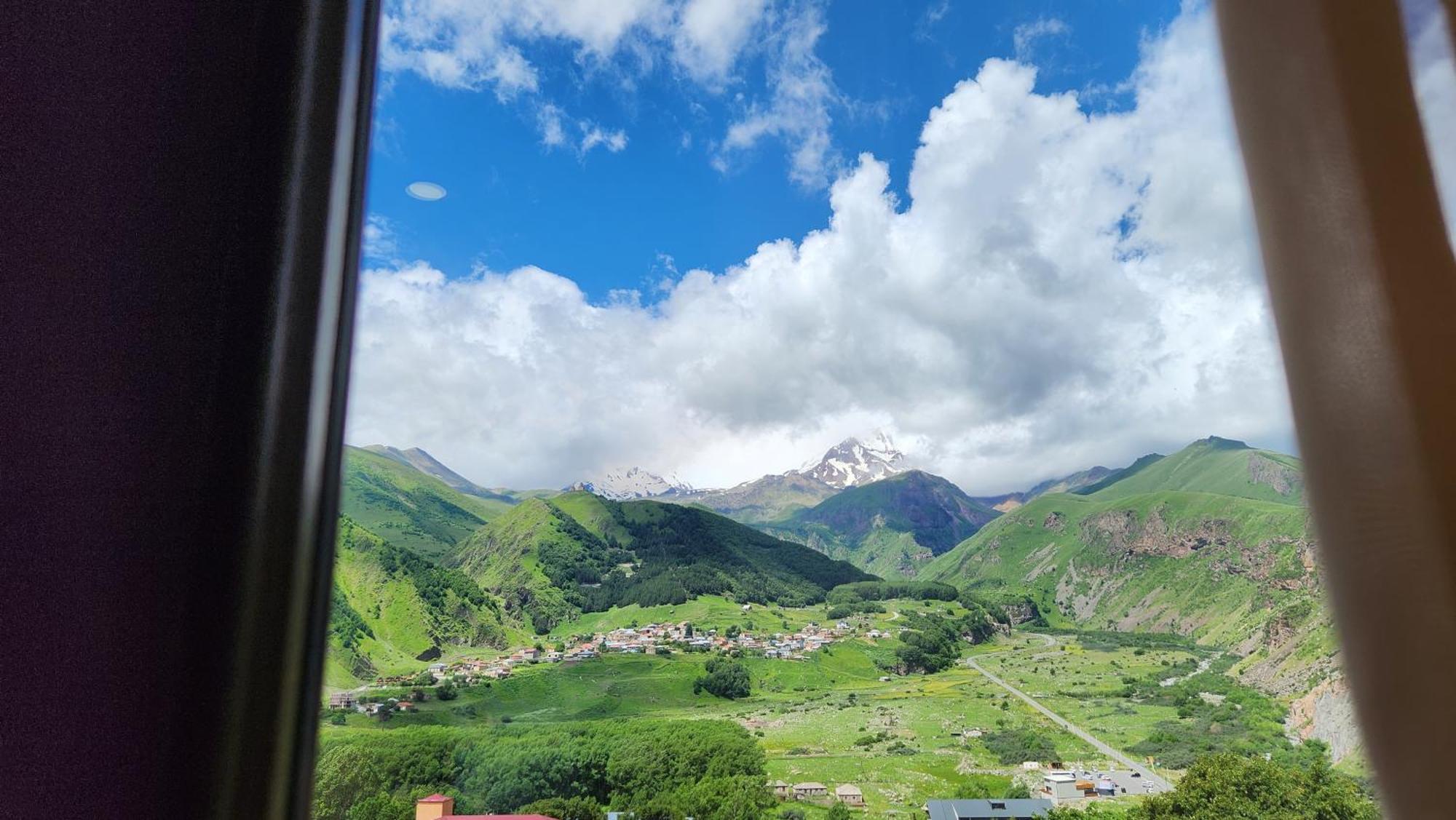 Hotel Toliketi Kazbegi Rom bilde